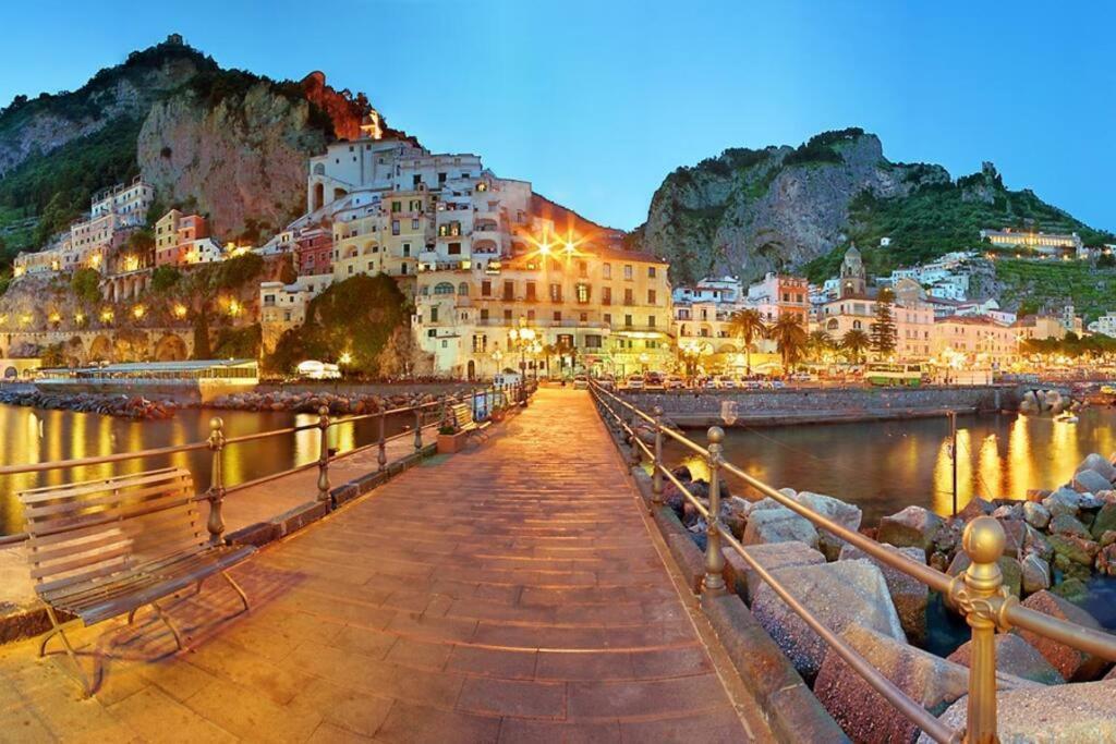Tenuta Croce Appartamento Karol-Piscina-Vista Mare Salerno Exteriér fotografie